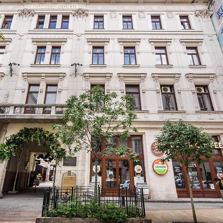 Ace Of Spades Gozsdu Budapešť Exteriér fotografie